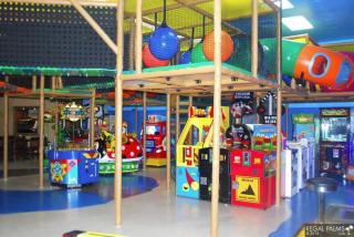 Villas at Regal Palms-4 Bedroom3.5 bath Townhouse - 1