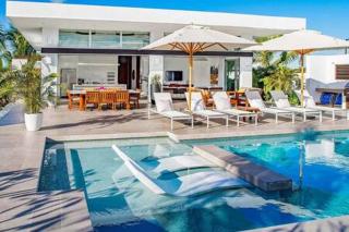 TOP Recommended Private Vacation Villa with Pool, Beach Access, Resort Amenities - White Villas v9 - Long Bay Hills - 2