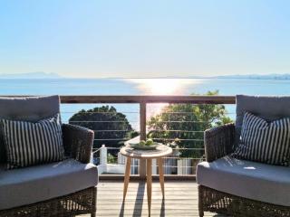 '75 Protea' 4 Bedroom Holiday Home for 8 with Private Pool and Ocean Views - 9