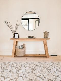 The August House - 7