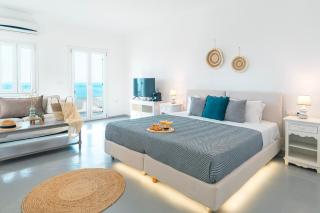 With-inn Mykonos Suites - Tourlos - 8