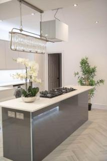 Stylish King Size Room in Modern Renovated House - Catford - 6