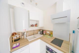 Appartement en rez-de-chaussée avec jardin - Saint-Genis-Laval - 6