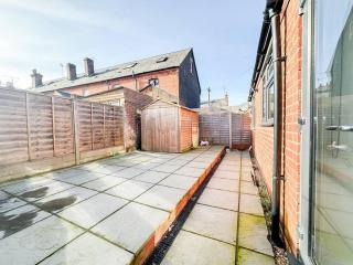 Central Reading Contractor/Long Stay Discount - Reading - 1