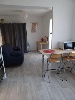 Studio neuf confortable à 10 min à pied de la gare - 2