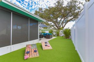 Magnolia Home • Clearwater Beach • BBQ • Sunroom - Clearwater - 7