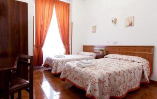 Hostal Condestable - Madrid - 1