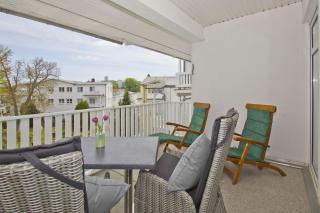 mit Meerblick und Balkon, gratis Nutzung vom AHOI Erlebnisbad und Sauna in Sellin - FeWo Ostseeperle Nr 17 - Göhren - 1