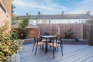 Stylish 2 Bed Bungalow in East Ham, Close to Excel - Londra - 6
