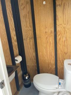 “2-Bed- 1.5 Bath with outdoor bar - West Palm Beach - 9
