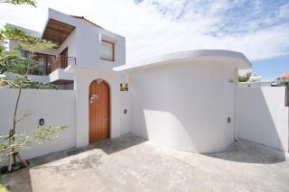 NEW Canggu Central Escape - 3BR Villa with Pool - Canggu - 9