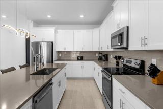 7 Bedrooms- 5 Bathrooms- Champions Gate 8949 Pt - Kissimmee - 3