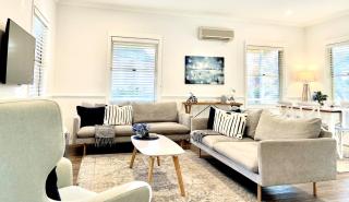 Autumn Beauty - Mountain View Cottage 3 - Bright - 6