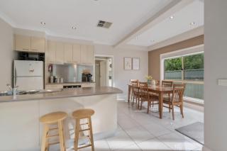 Annie's Hideaway - 2