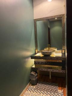 استديو بتصميم كلاسيكي أنيق ودخول ذاتي - Riad - 4