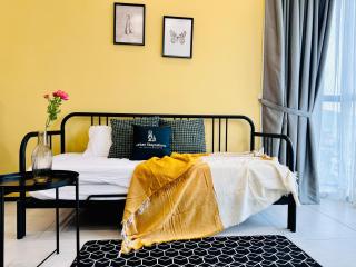 Urban Suite Spacious 2 or 3 Bedroom and 2Bathroom at Georgetown by URBAN STAYCATION HENG - Jelutong - 3