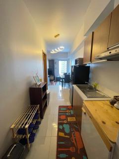 8 Adriatico- 1 Bedroom Condo with Balcony in Ermita near US Embassy - Manila - 4