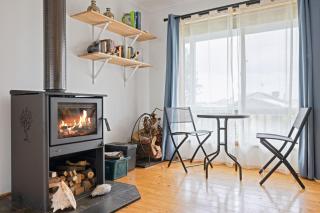 Old Sea Dog's Retreat - Coronet Bay - 2