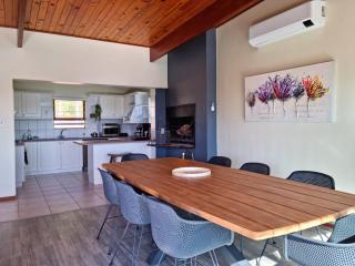 The Loft, 2 bedroom, sleeps 4, Central, Big Views! - Cidade Do Cabo - 4