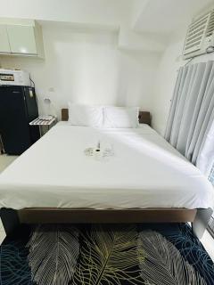 11B Tower 1 Viceroy Residences Mc Kinley Hill BGC - 1