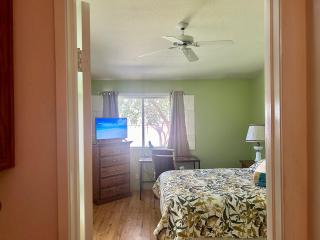 Vineyard Vista Suite with TV and private bathroom - Hemet - 0