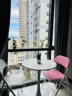 11C Tower 1 Viceroy Residences McKinley BGC - Manila - 8