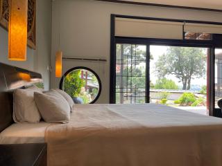 Oasis On Lily with OWN Pool - Johannesburg - 7