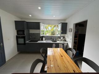Ty Free Dom - Maison climatisée avec piscine chauffée - Le Diamant - 8