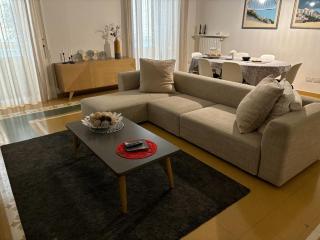 Luxury Manfredi Apartment Salerno - Salerno - 9