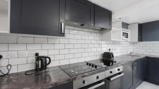 Place to stay in Longbridge - 1