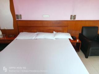 HOTEL HEERA - Calcuta - 2