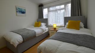 3 Bed house in Croydon - Great for Longer Stays - Croydon - 2