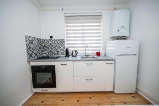 Sunny 1BDR Apartment near City Center - Sarajevo - 3