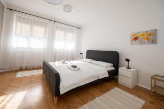 Sunny 1BDR Apartment near City Center - Sarajevo - 2