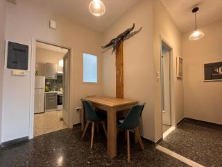 Artist's 1 BD Apt in Keramikos - 2