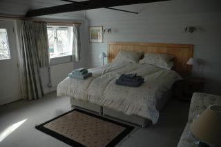 The Granary at Palm Tree House in S.E. Kent - 3