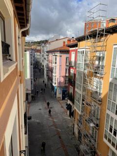 Atuaire Home Vivienda B luminosa PARKING INCLUIDO en plena calle comercial - Burgos - 1