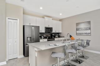 4817CO TOWNHOUSE 4 BEDROOMS & 3 BATHROOMS + POOL - Kissimmee - 6