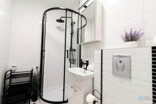 Elegant 3city Apartment in Gdańsk with Parking by Noclegi Renters - Gdańsk - 7