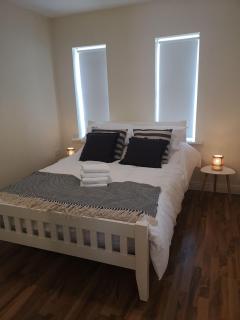 Spacious and warm 2 bedroom apartment sleeps up to 5 - Athy - 1