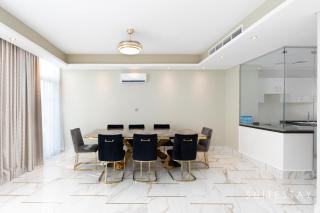 Exclusive 6 Bedroom Villa with Pool and Gym access - Dubai - 4