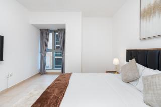 Lux BnB Princess Tower Palm Ocean Views - Dubái - 3