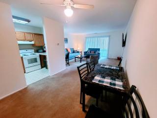 Cozy & Bright 1br Apartment In Elkins Park - 0