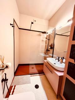 City Center Unirii Square Private rooms with City View - Shared Amenities - Bucarest - 5