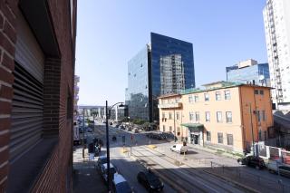 Sebeto Apartments with Parking & Netfilx - Naples - 2