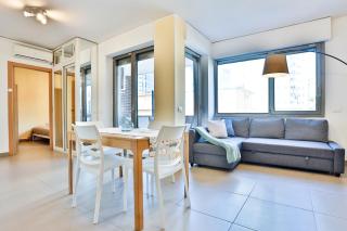 Sebeto Apartments with Parking & Netfilx - Naples - 0