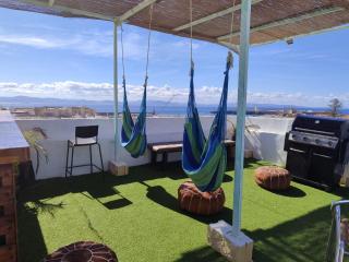 Lion Hostel by Kitesurf Tarifa - Tarifa - 2