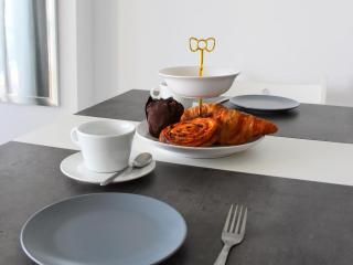 Luminoso estudio en Castillo Santa Clara - 2