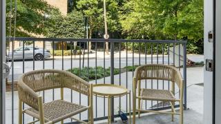 Landing Modern Apartment with Amazing Amenities (ID1009X577) - 1