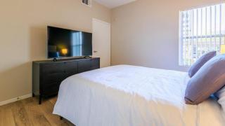 Landing Modern Apartment with Amazing Amenities (ID6172X20) - 2